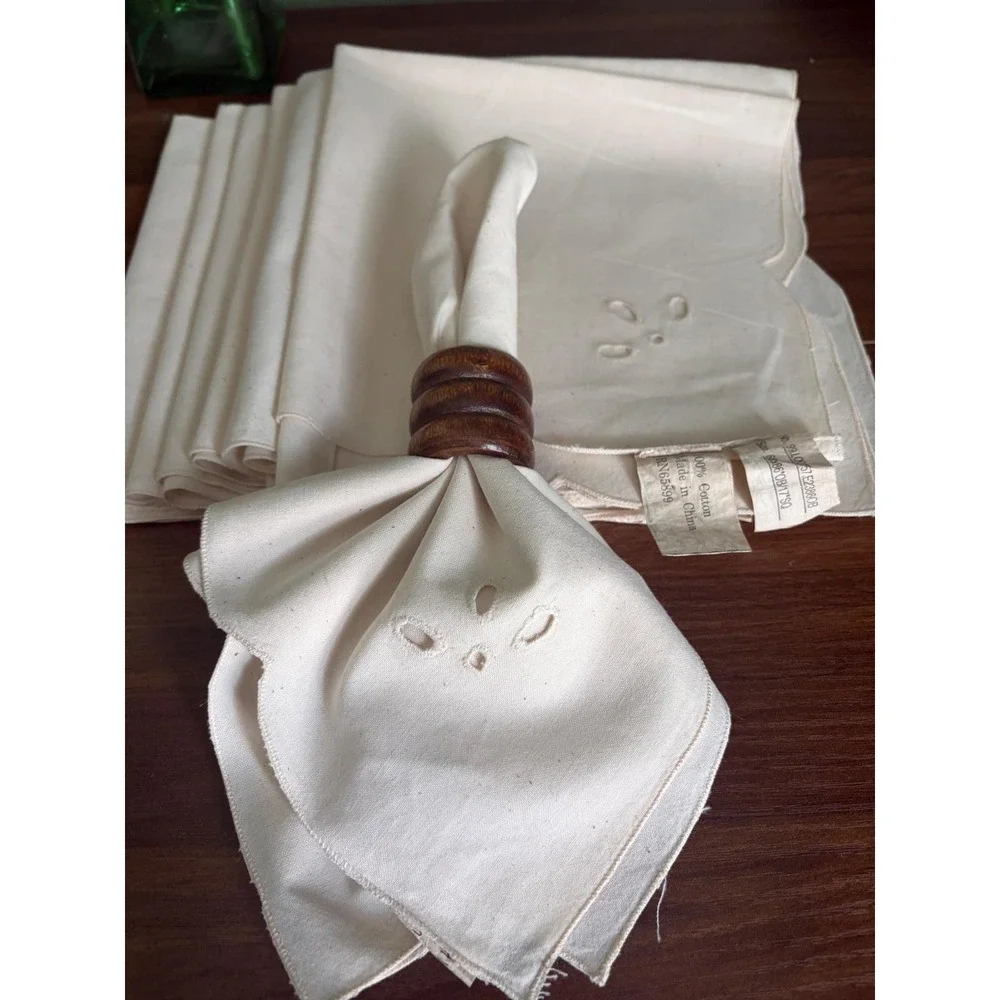 Vintage Embroidered Cutout Napkins, Set of 7, Cottagecore Linens
